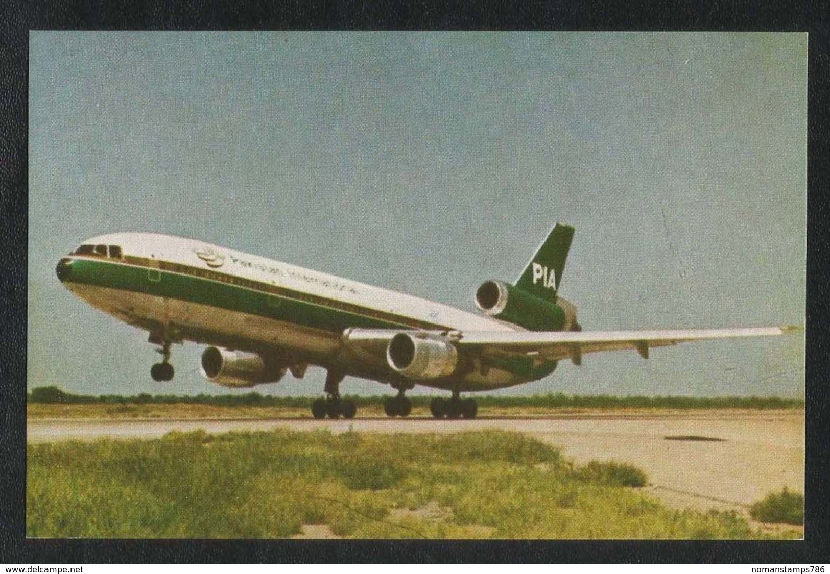 Pakistan Old PIA International Airline DC - 10 Airplanes Picture Postcard View Card - Pakistan