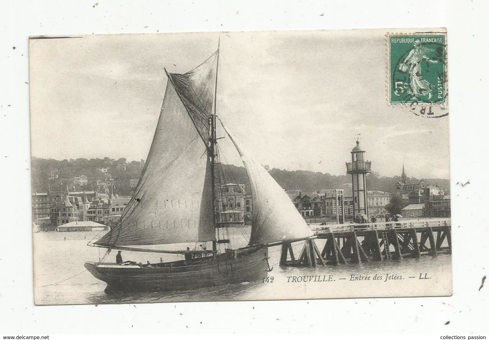 Cp , 14 , TROUVILLE , Bateau , Voilier,  Voyagée - Trouville