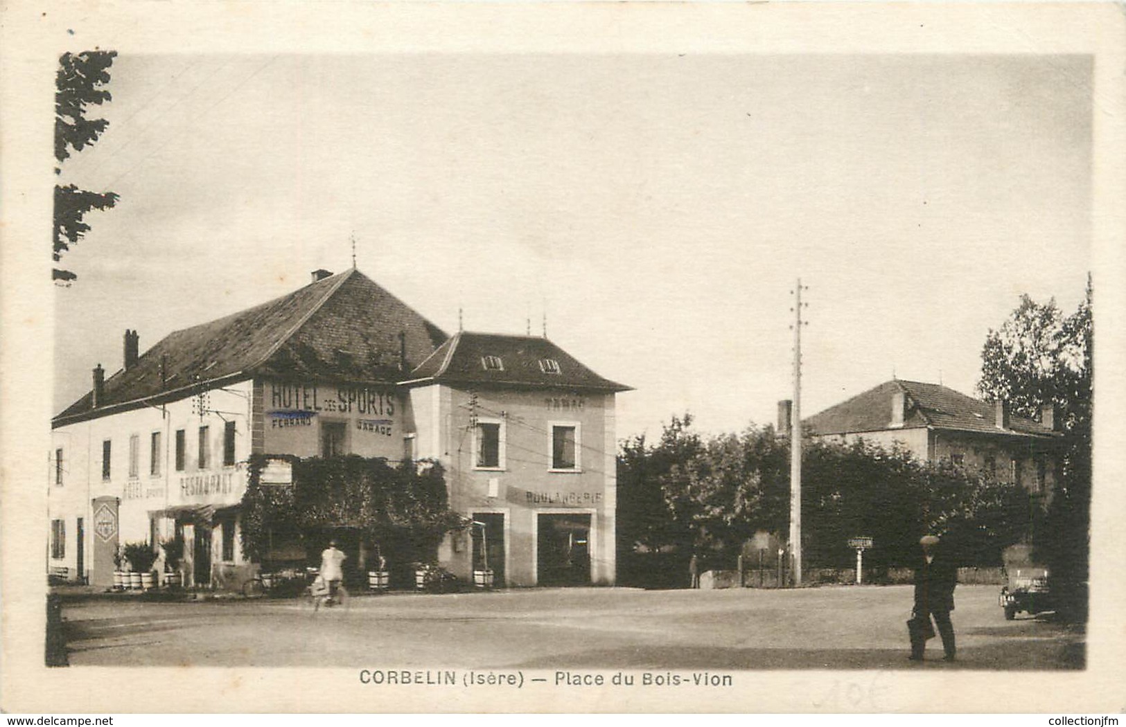 CPA FRANCE 38 " Corbelin, Place Du Bois Vion" - Corbelin