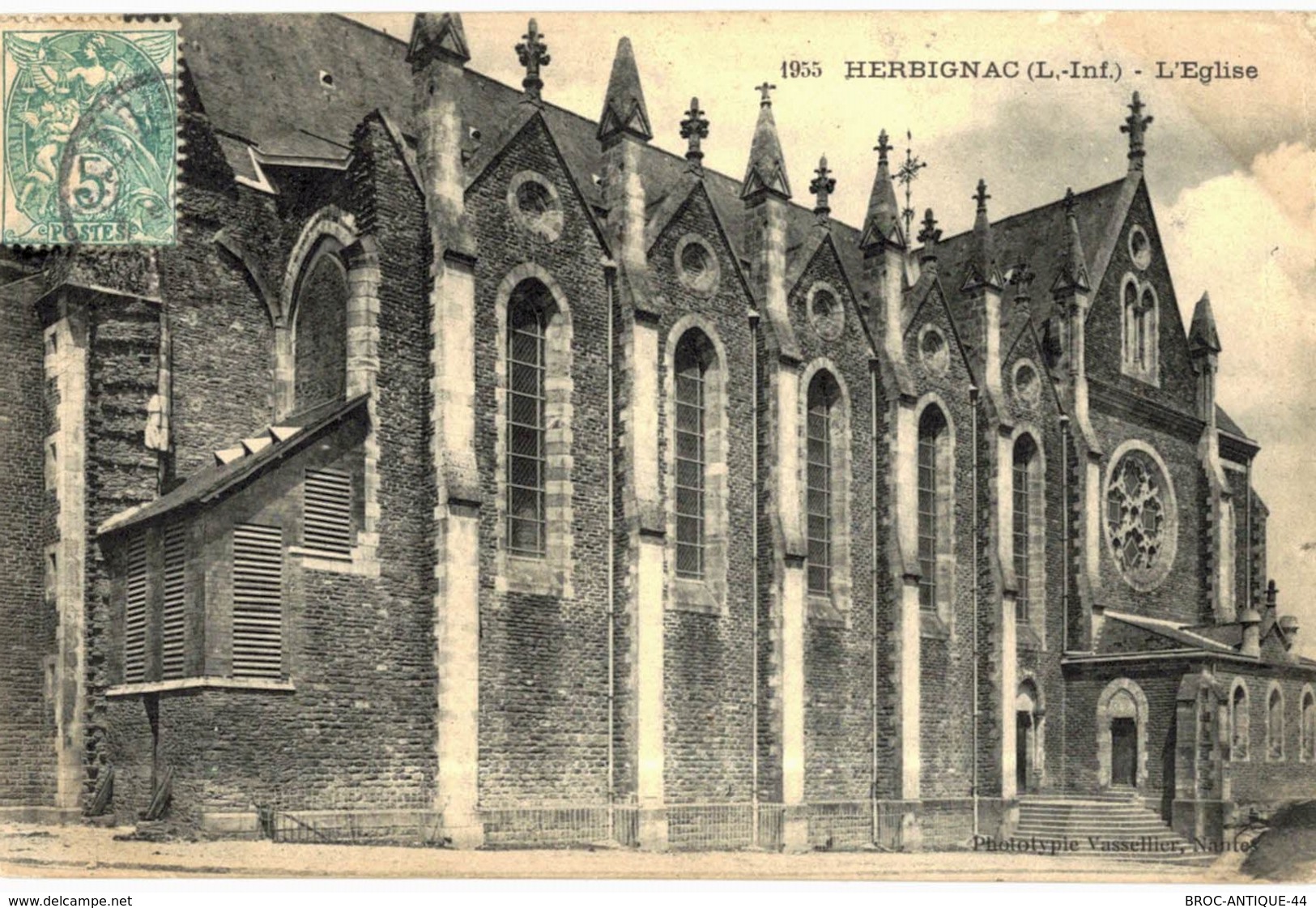 CPA N°23751 - LOT DE 4 CARTES D' HERBIGNAC - EGLISE + AUTEL DE LA SAINTE VIERGE - Herbignac