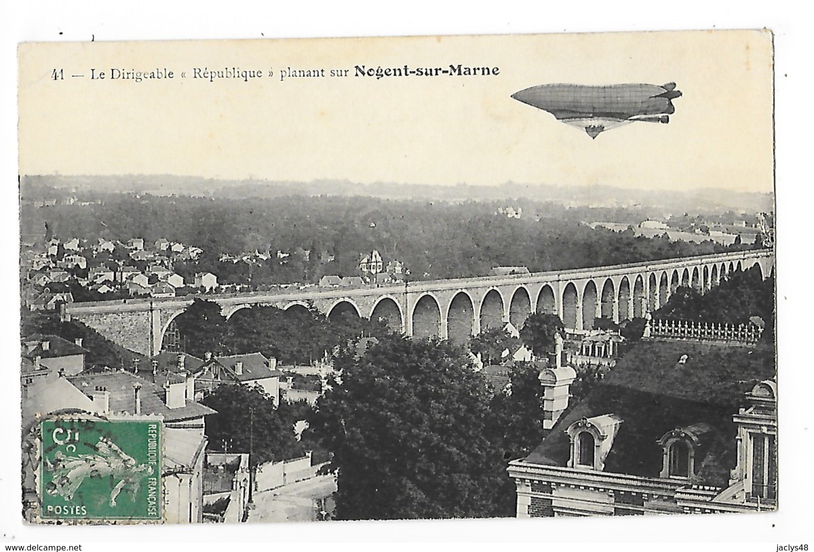 Le Dirigeable REPUBLIQUE Planant Sur NOGENT Sur MARNE   -  L 1 - Airships