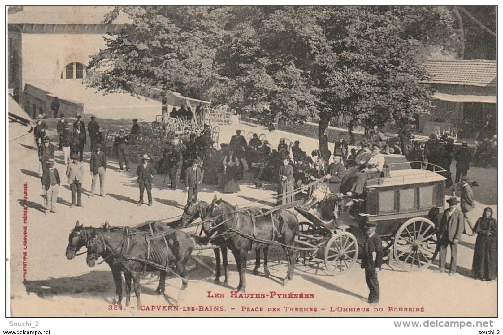 HO 11 - (65)  CAPVERN  LES BAINS  - PLACE DES THERMES - L'OMNIBUS DU BOURRIDE - VOYAGEURS , ATTELAGE   -  2 SCANS - Andere & Zonder Classificatie