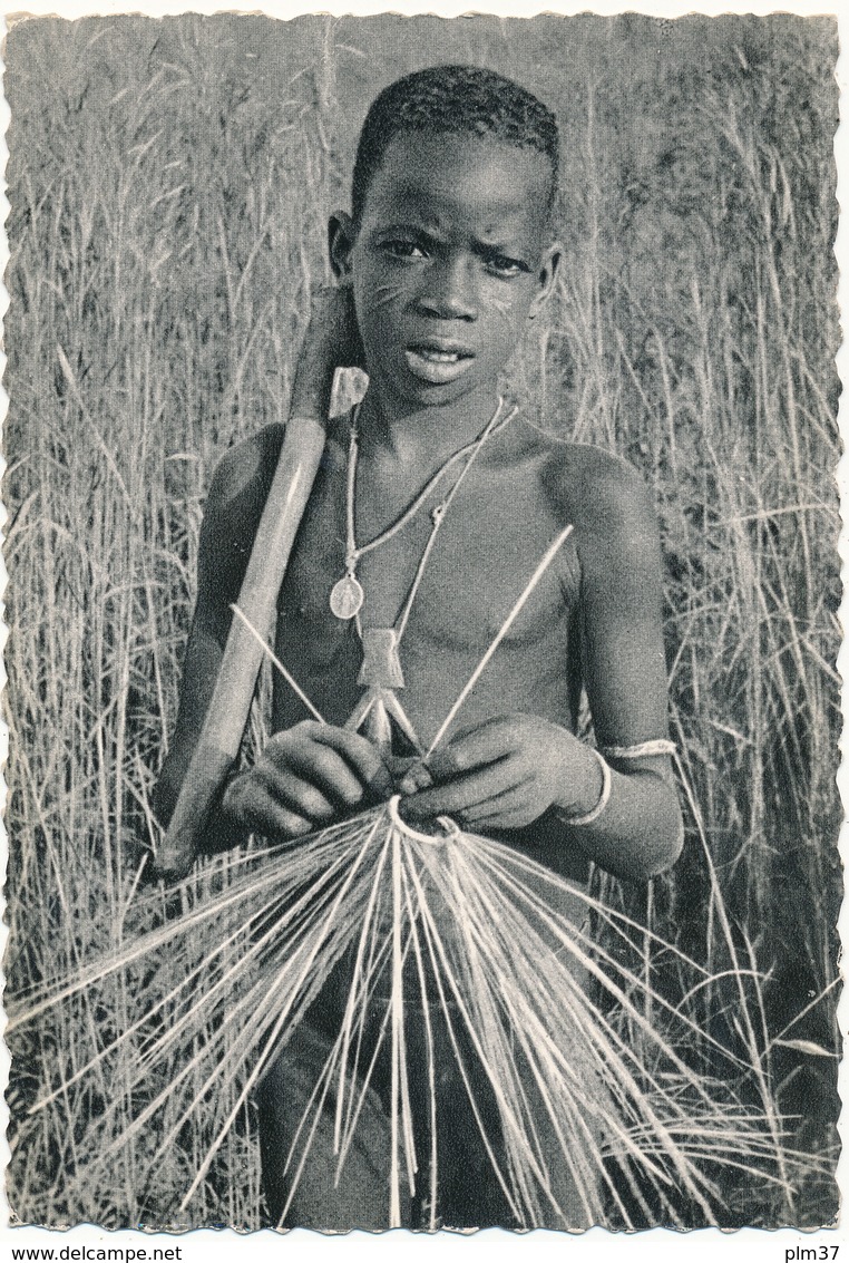 MISSIONS Des Pères Blancs - Un Vannier - Missions