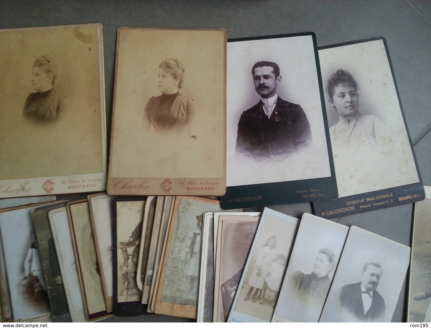 Lot De Nombreuses Photos CDV Plus De 30 Photos Anciennes - Old (before 1900)