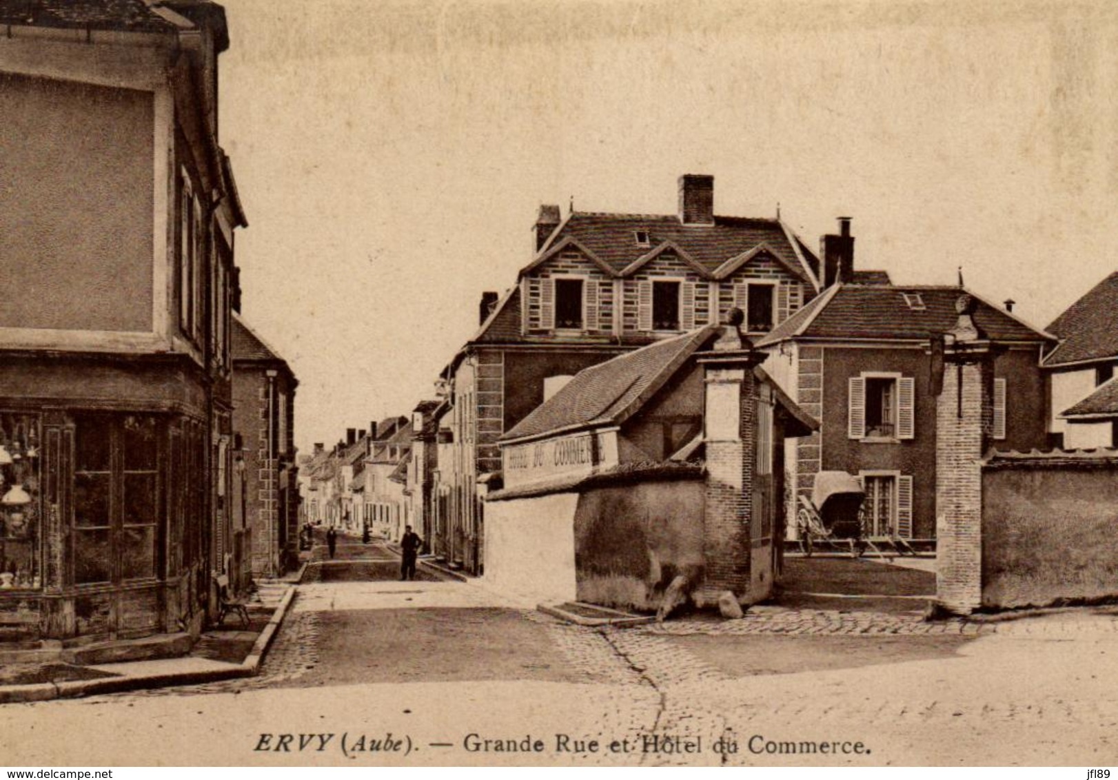 10 - Aube - Ervy - Grande Rue Et Hotel Du Commerce - C 1571 - Ervy-le-Chatel