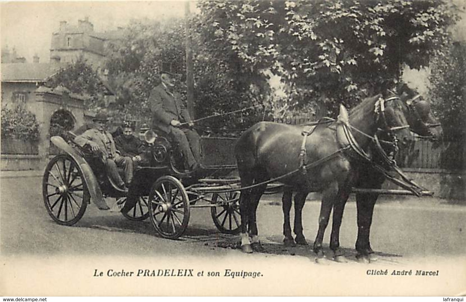 Themes Div- Ref Y787- Fiacre-  Attelage Chevaux - Cheval - Le Cocher Pradeleix Et Son Equipage - Carte Bon Etat - - Taxis & Fiacres