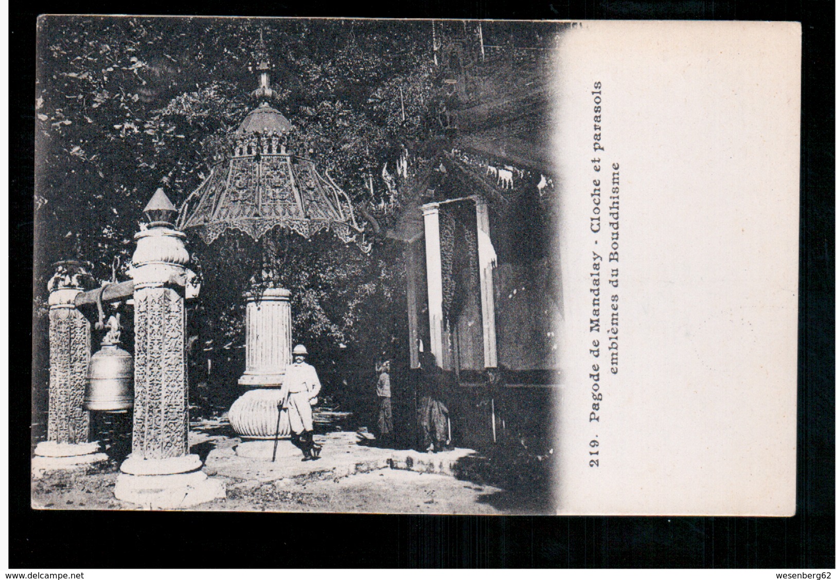 BURMA/ MYANMAR Pagode De Mandalay- Cloche Et Parasols.emblèmes Du Bouddhisme Ca 1910 OLD POSTCARD 2 Scans - Myanmar (Burma)