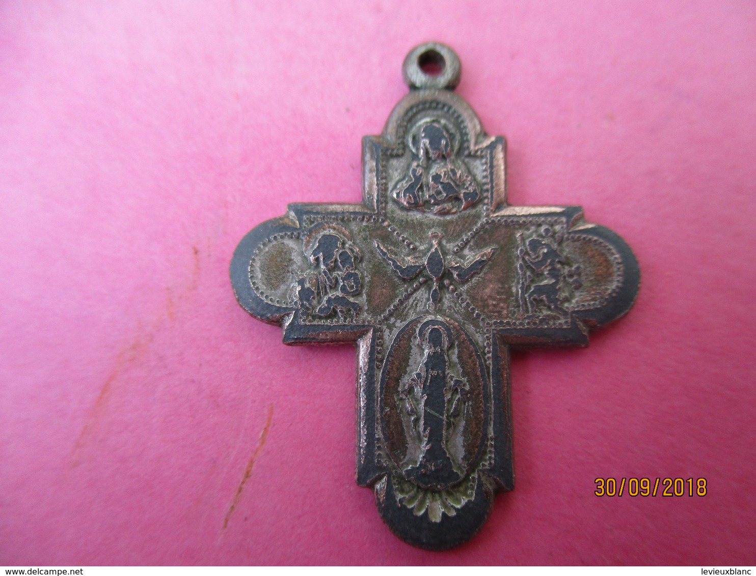 Croix Ancienne / Coeur De Marie Et Coeur De Jésus /Bronze Nickelé ( Usé) /Vers Fin XIX éme   CRX6 - Godsdienst & Esoterisme
