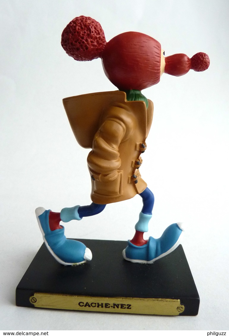 FIGURINE HACHETTE EN RESINE GASTON LES INVENTIONS LE CACHE NEZ N°06 2007 - Figurines En Plastique