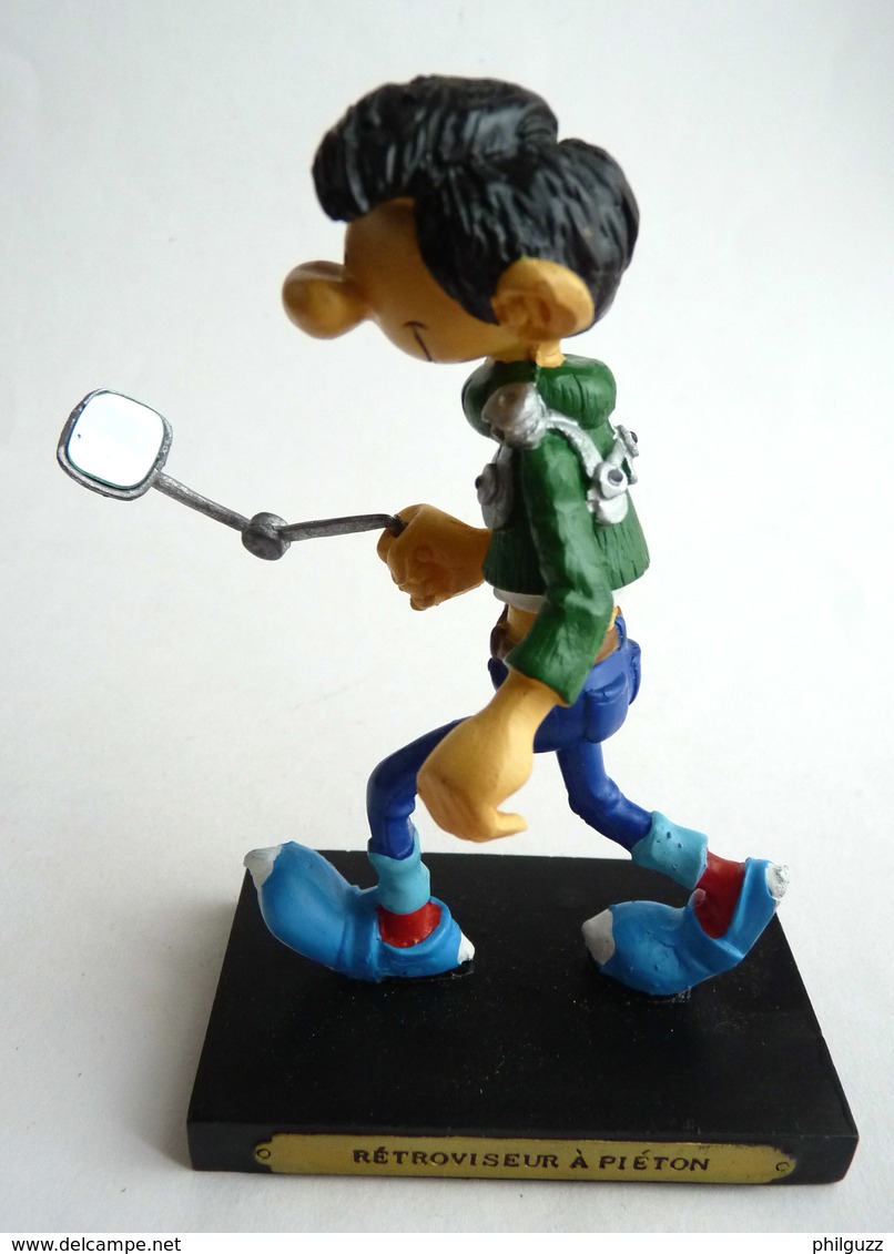 FIGURINE HACHETTE EN RESINE GASTON LES INVENTIONS LE RETROVISEUR A PIETON N°02 2007 - Little Figures - Plastic