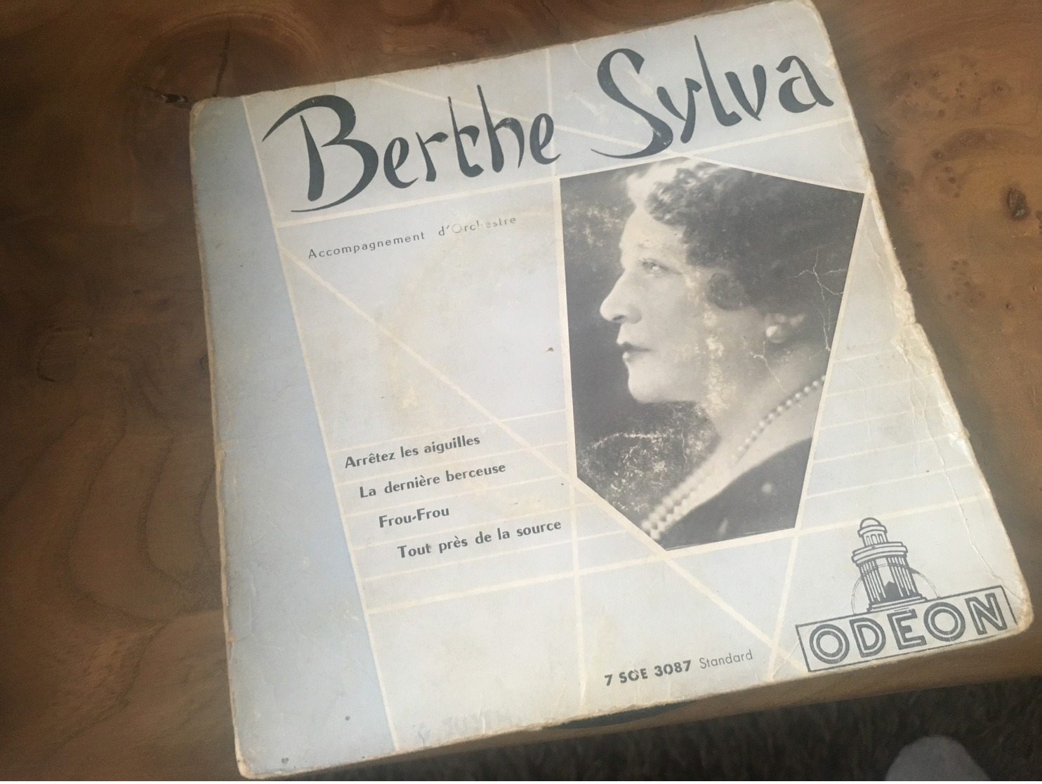 166/ BERTHE SYLVA ARRETEZ LES AIGUILLES - Autres & Non Classés