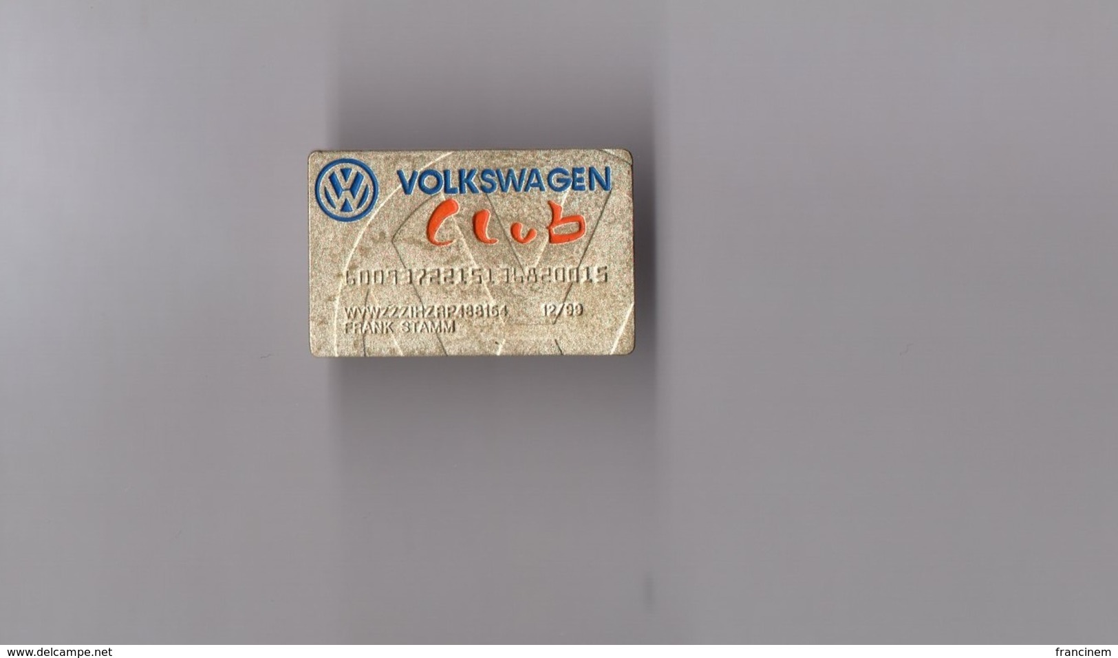 Pin's Voiture / Carte Volkswagen Club - Volkswagen