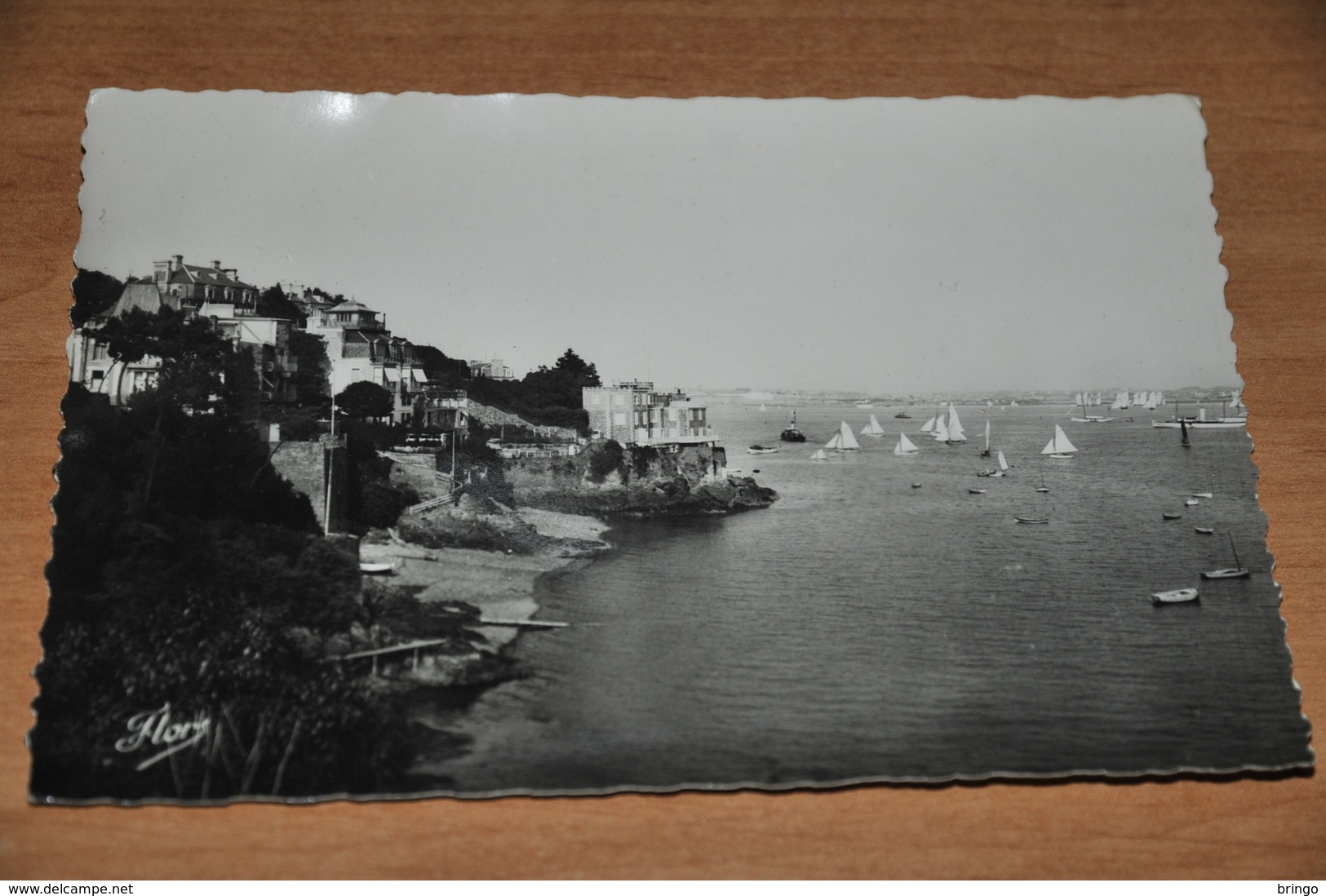 6180- DINARD, BRIC A BRAC - Dinard