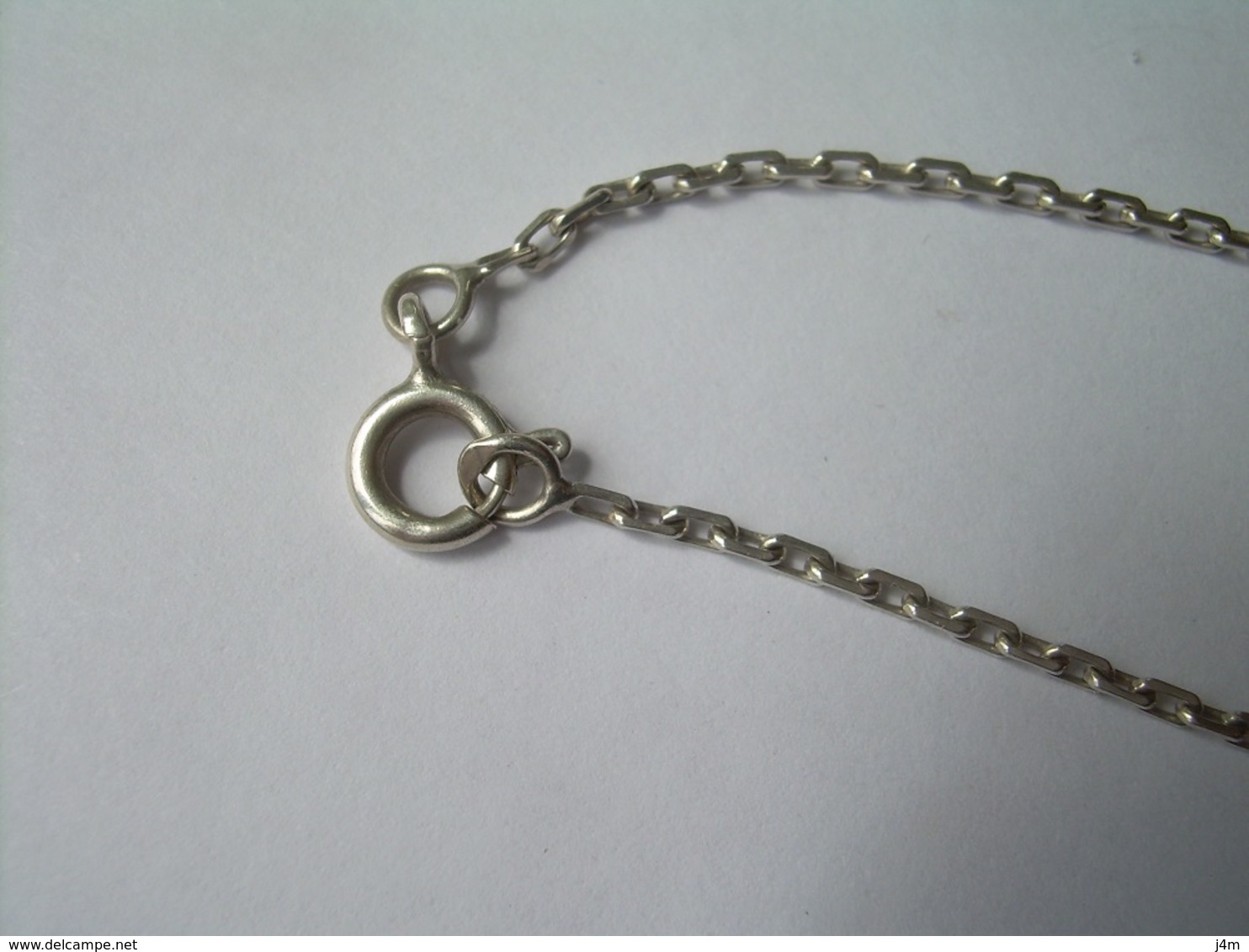 CHAINE COLLIER En PLAQUE OR ... Longueur 46,5 Cm..2 Scans - Colliers/Chaînes