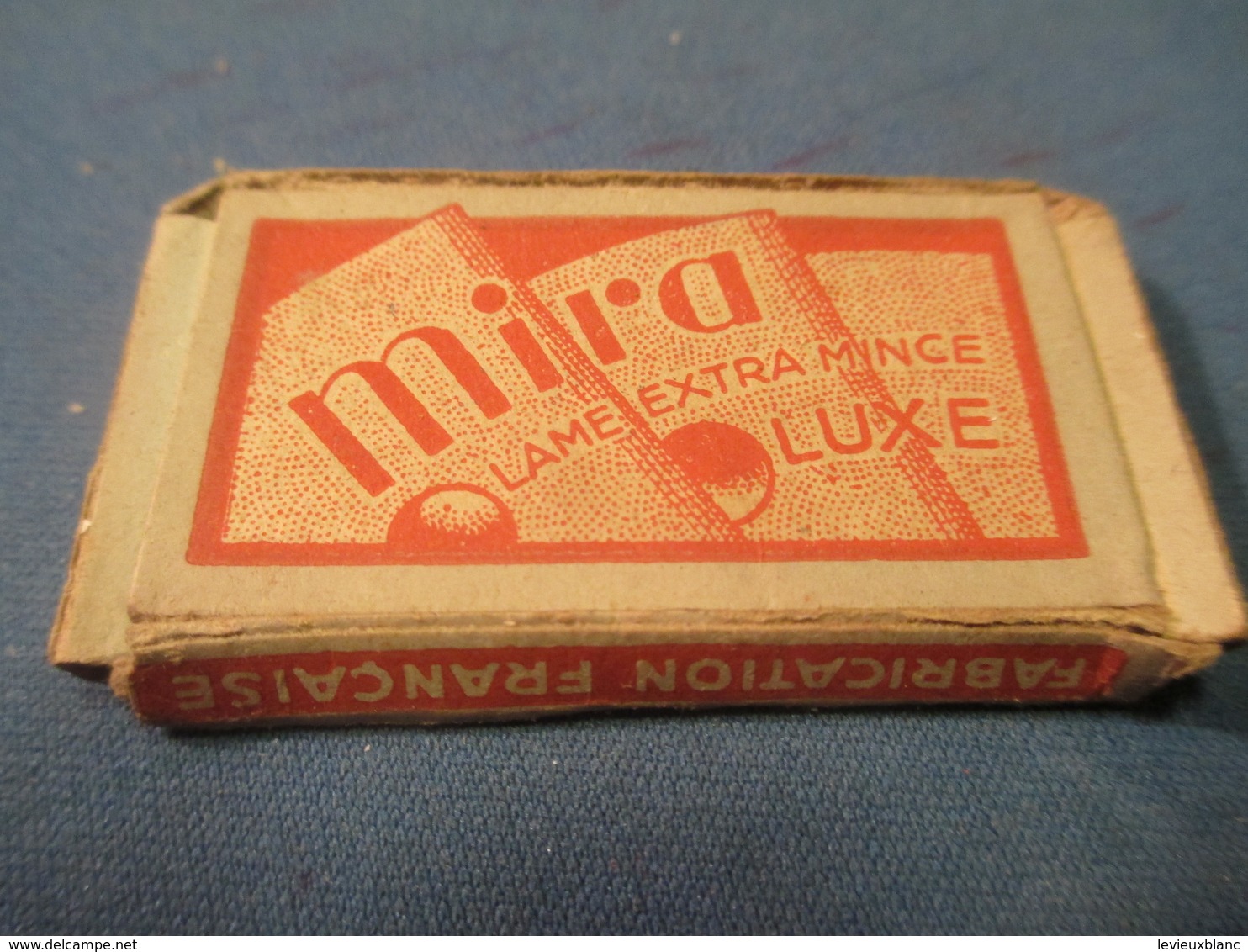 Lames De Rasoir Anciennes/MIRA/Lame Extra Mince/Luxe/Fabrication Française/Acier Suédois/(1 Lame)/Vers1920-50  PARF114 - Razor Blades