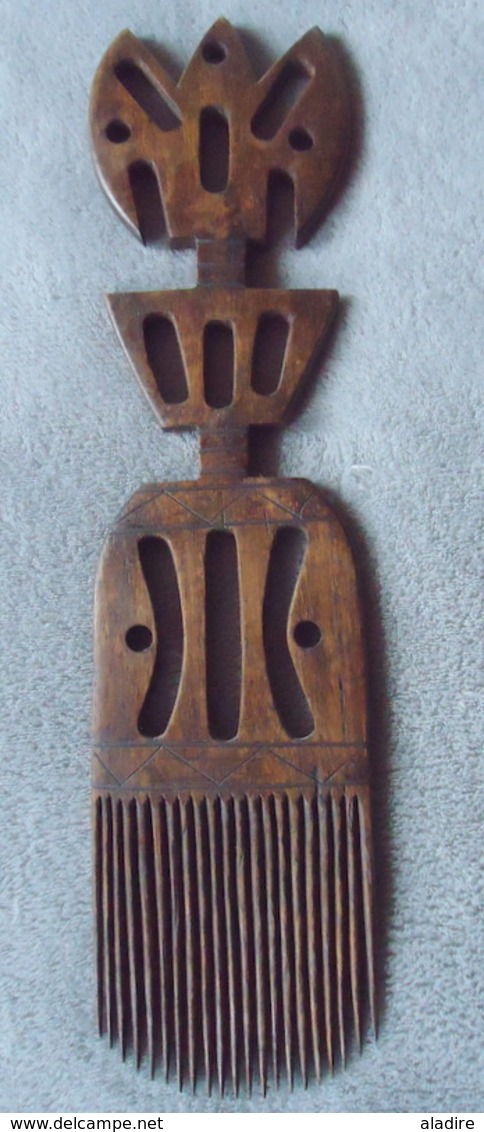 PEIGNE AFRO Monumental (40 Cm X 10 Cm) En Bois Exotique (très Fonctionnel !!!) - Origine Afrique De L'Ouest - African Art