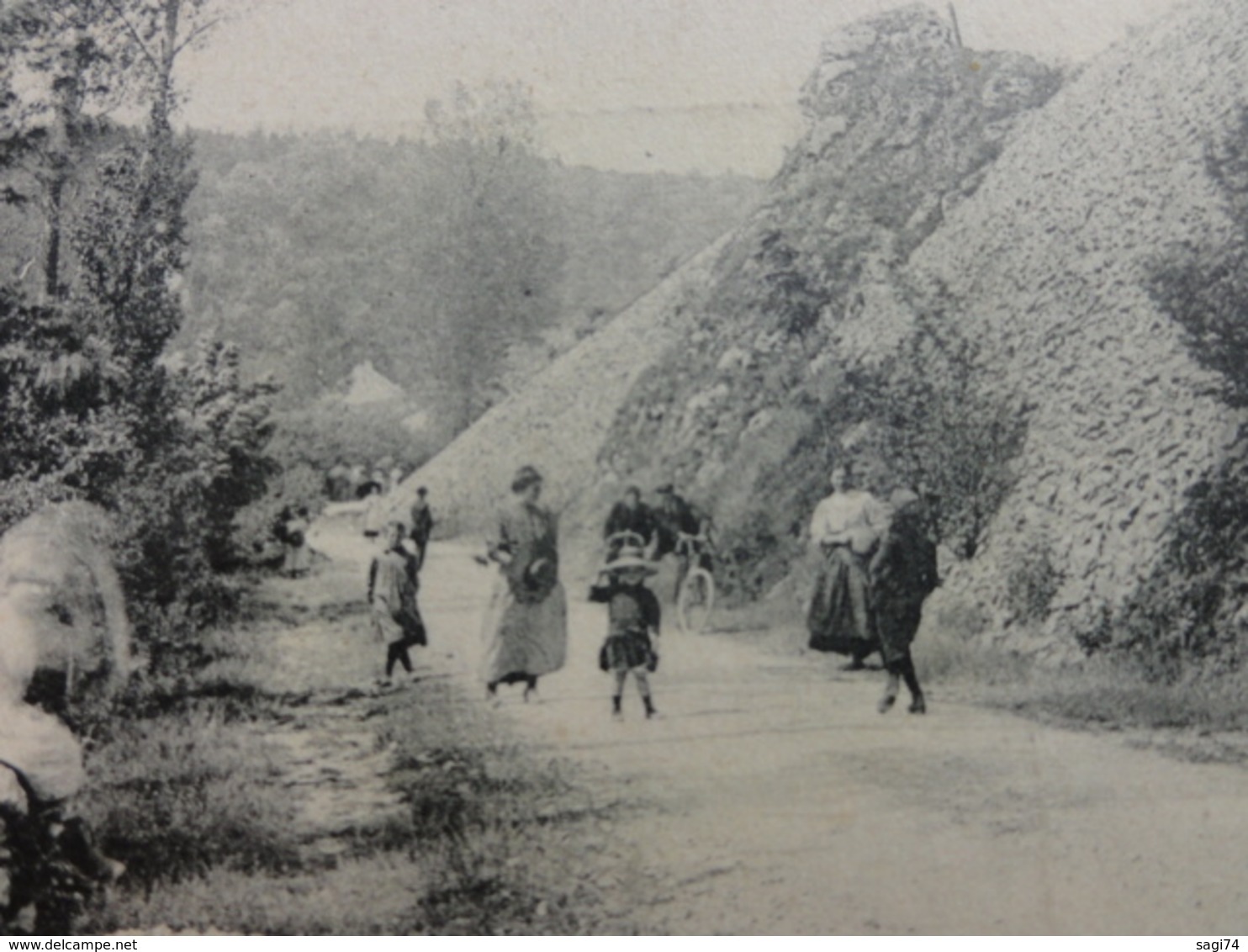 Anhée / Sosoye, Route De Maredsous  1913 - Anhée