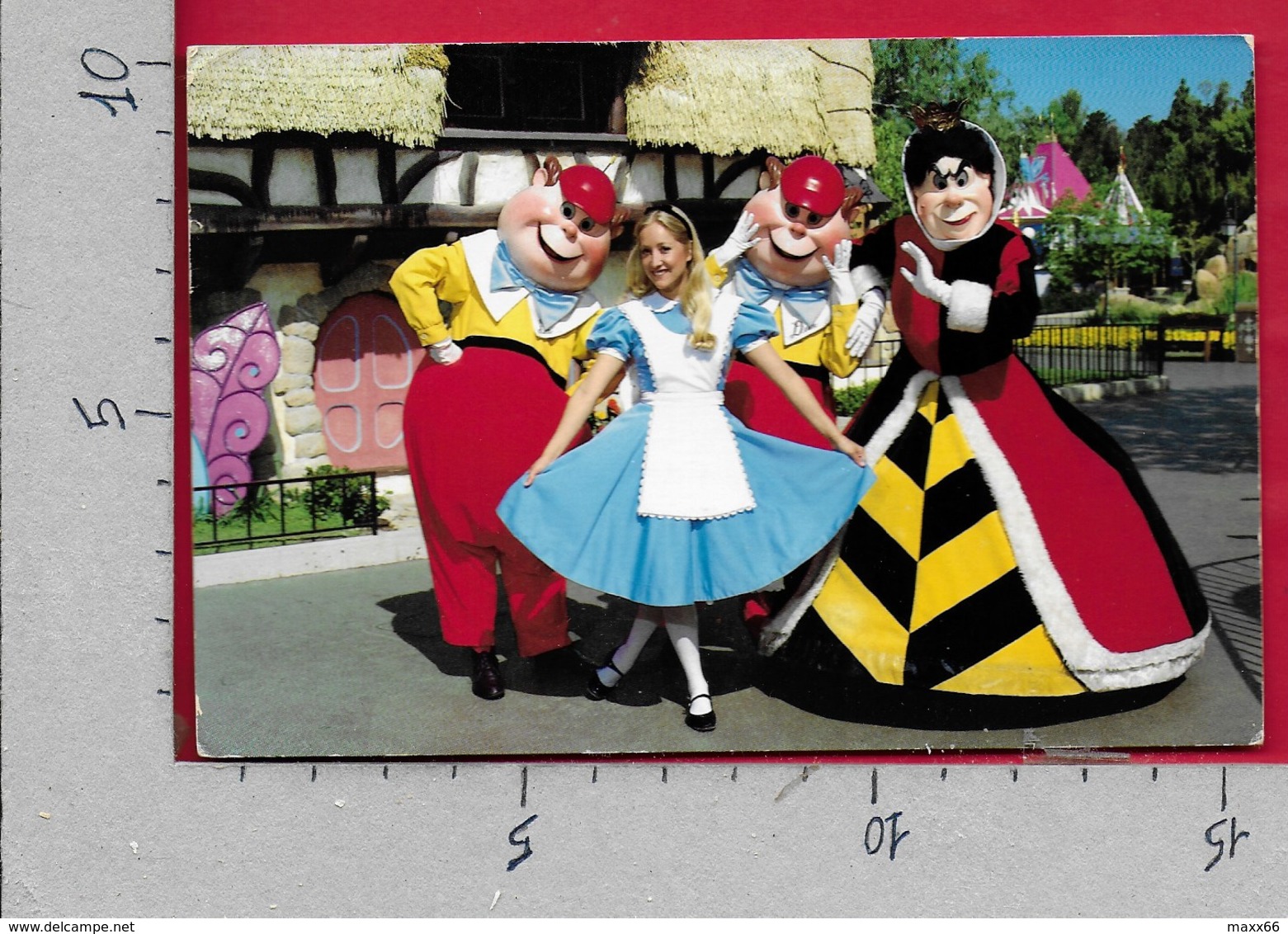 CARTOLINA VG STATI UNITI - WALT DISNEY DISNEYLAND - Wonderland In Fantasyland - 10 X 15 - ANN. 1993 - Disneyland