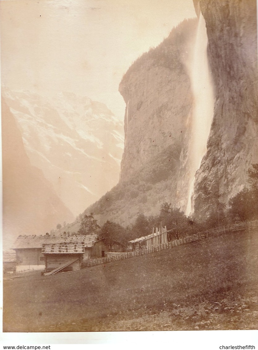 VERS 1880 - TRES RARE - GRANDE PHOTO ALBUMINE MONTEE ** SUISSE LAUTERBRUNNEN CHUTE  - Verso Photo GRINDELWALD - Oud (voor 1900)