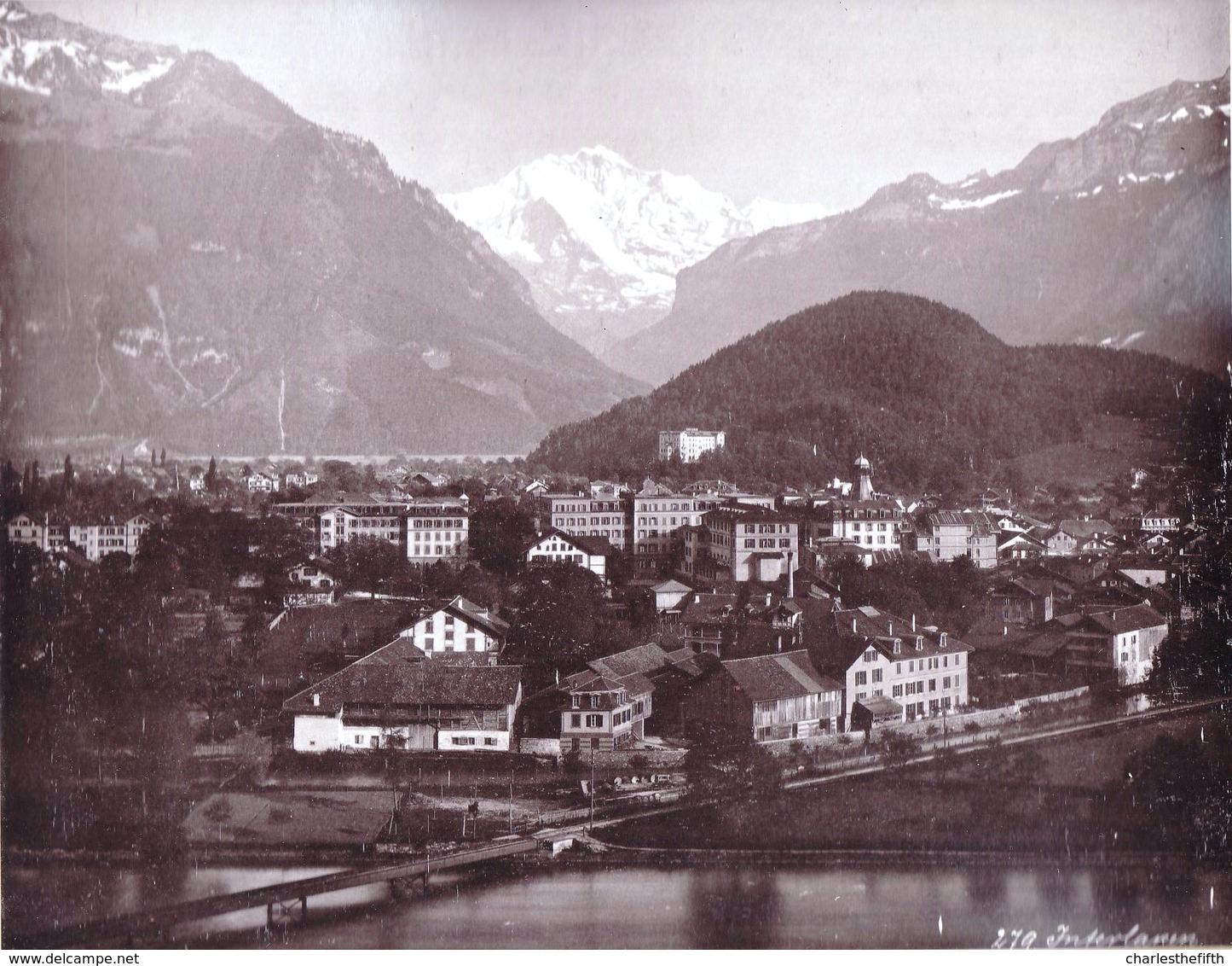 VERS 1880 - TRES RARE - GRANDE PHOTO ALBUMINE MONTEE ** SUISSE INTERLAKEN JUNGFRAU  - Verso Photo GIESBACH CASCADE - Old (before 1900)