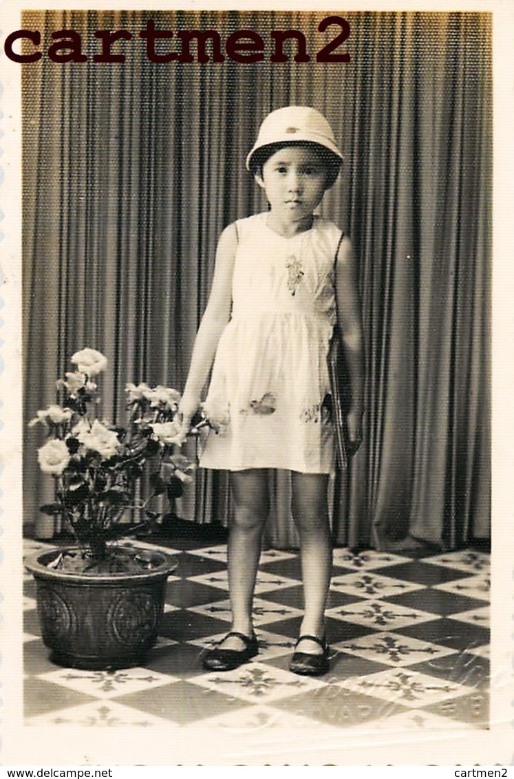 PHOTOMONTAGE SURREALISME VIETNAM INDOCHINE STUDIO TRUCAGE PHOTO-MONTAGE FOTOMONTAGE GIRL BABY BABE CHILD - Other & Unclassified