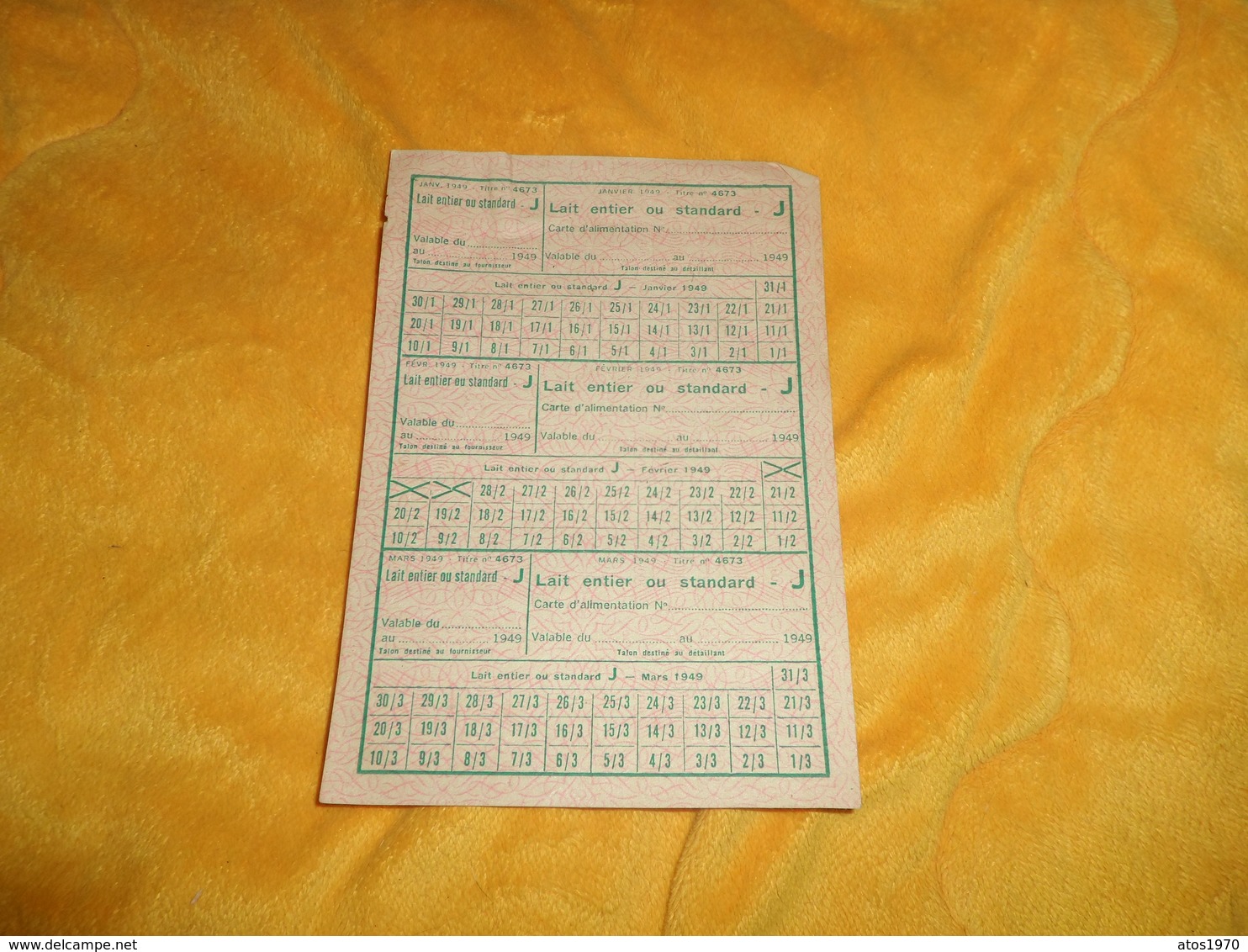 CARTE RATIONNEMENT . / CARTE DE LAIT ENTIER OU STANDARD. J. JANVIER 1949. / AU DOS CACHET MAIRIE HERICY SUR SEINE. - Zonder Classificatie