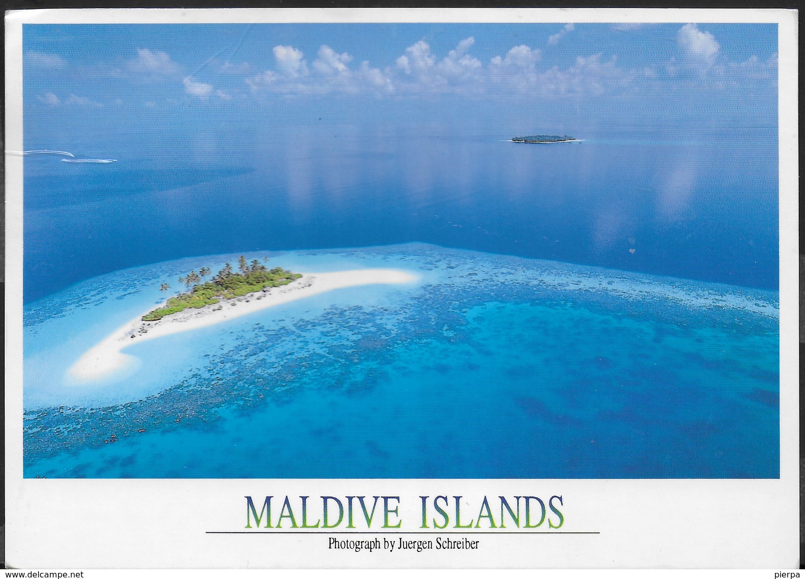 MALDIVE - VEDUTA AEREA - FORMATO GRANDE 17X13 - VIAGGIATA 2001 FRANCOBOLLO ASPORTATO - Maldives