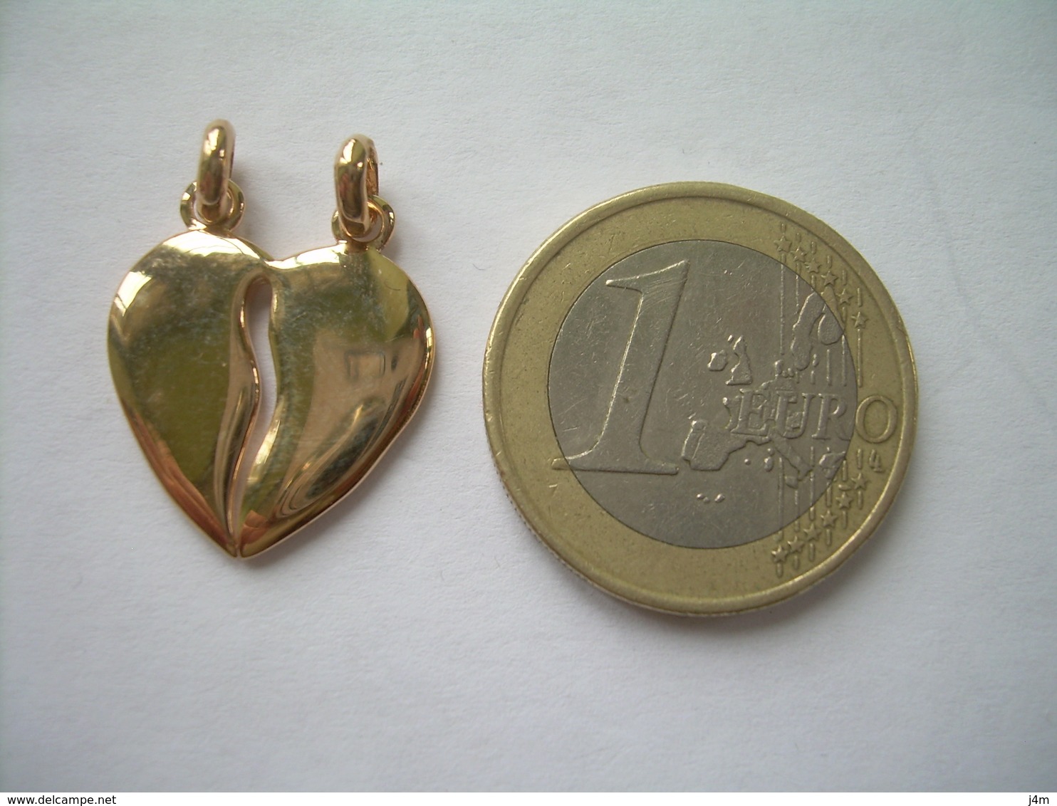 PENDENTIF En PLAQUE OR...COEUR, Bijou C N Paris...2 Scans - Pendentifs