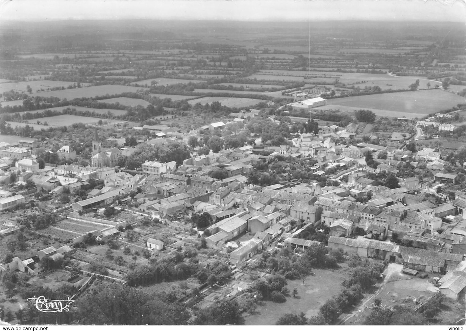 PIE-Arg-18-6995 : BRIOUX-SUR-BOUTONNE. VUE AERIENNE. - Brioux Sur Boutonne