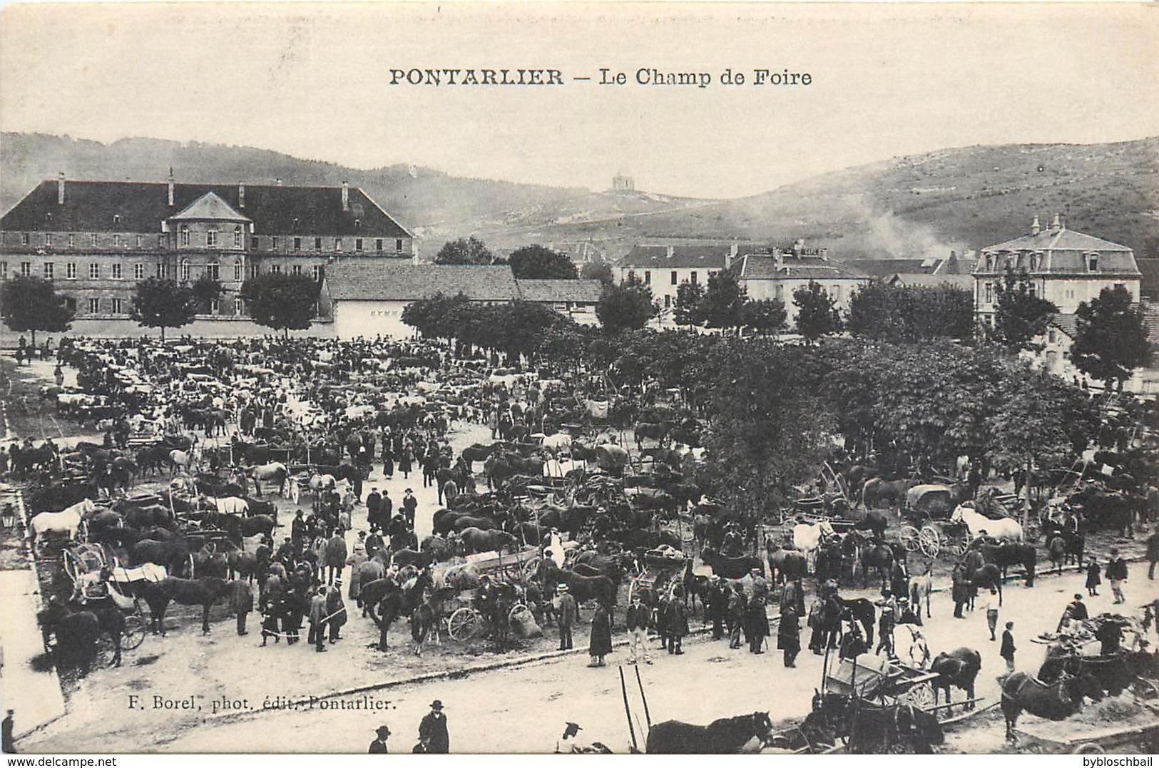 CPA 25 Doubs Pontarlier Le Champ De Foire - F. Borel Phot.Edit. - Neuve - Pontarlier