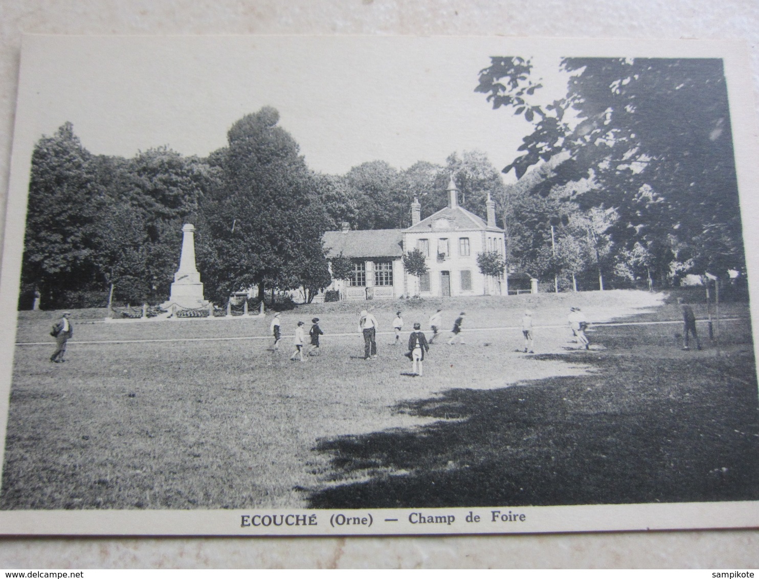 ECOUCHE - CHamp De Foire - Ecouche