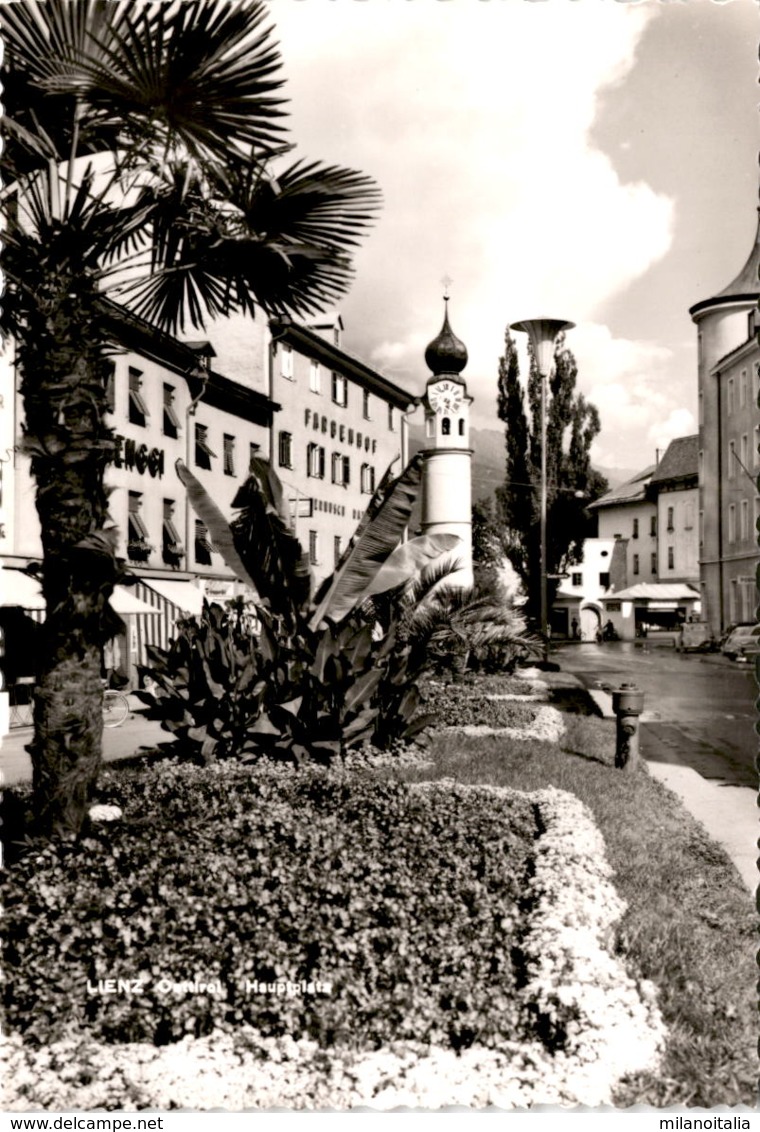 Lienz, Osttirol - Hauptplatz - Lienz