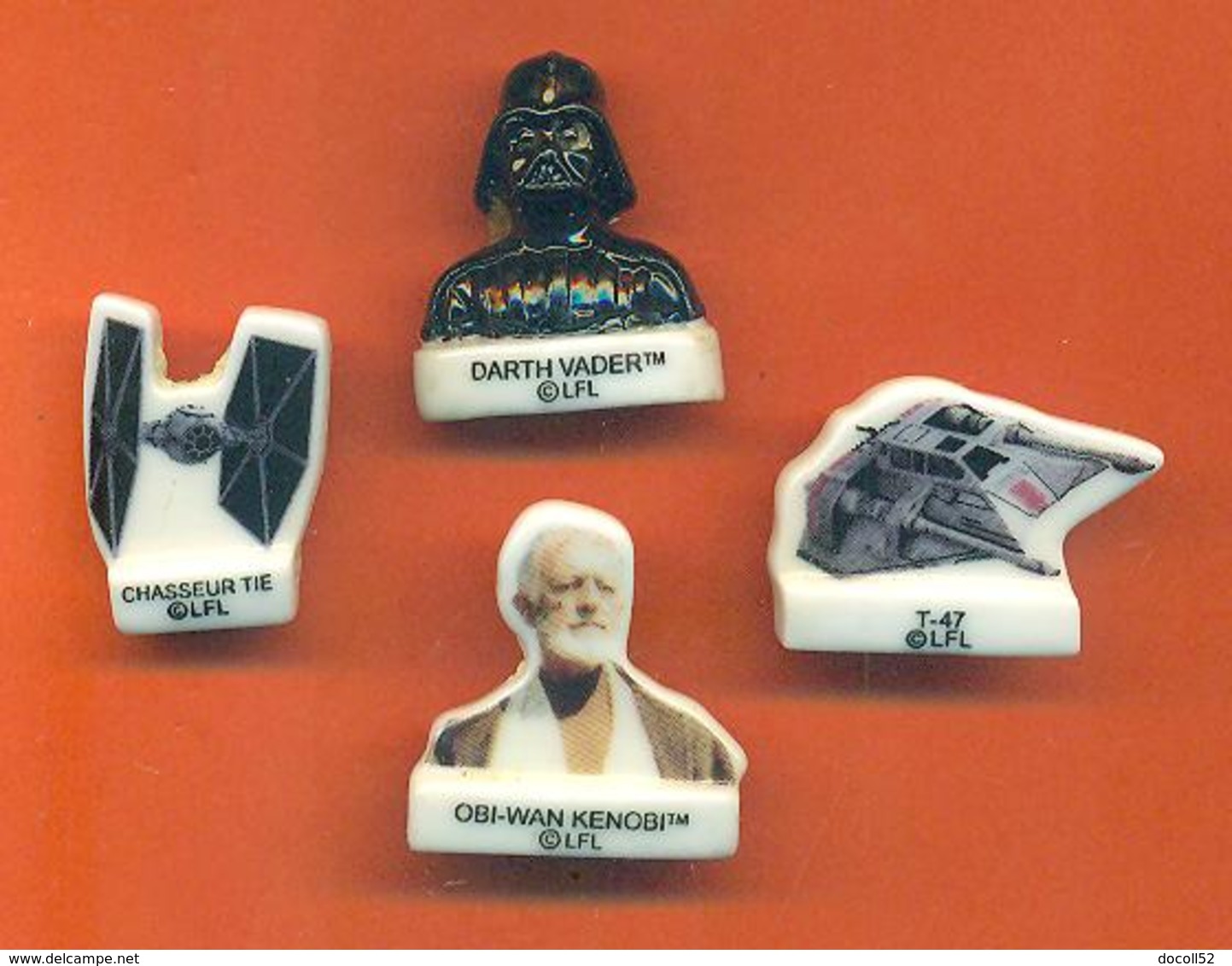 Lot De 4 Feves Porcelaine Sur Star Wars - Strip