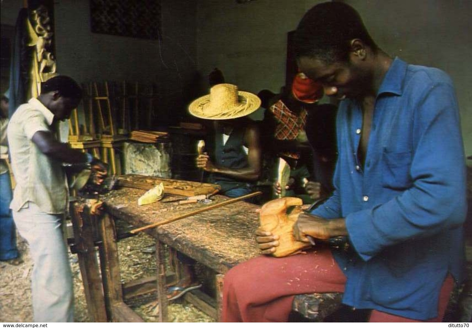 Guinea - Bissau - Africa Occidentale - Scuola Di Artigianato Del Legno A Bissau - Formato Grande Non Viaggiata – E 9 - Guinea-Bissau