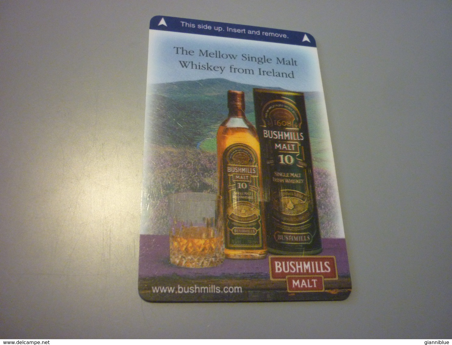 Ireland Dublin Unknown Hotel Room Key Card (Bushmills Mellow Single Malt Irish Whiskey) - Cartes D'hotel