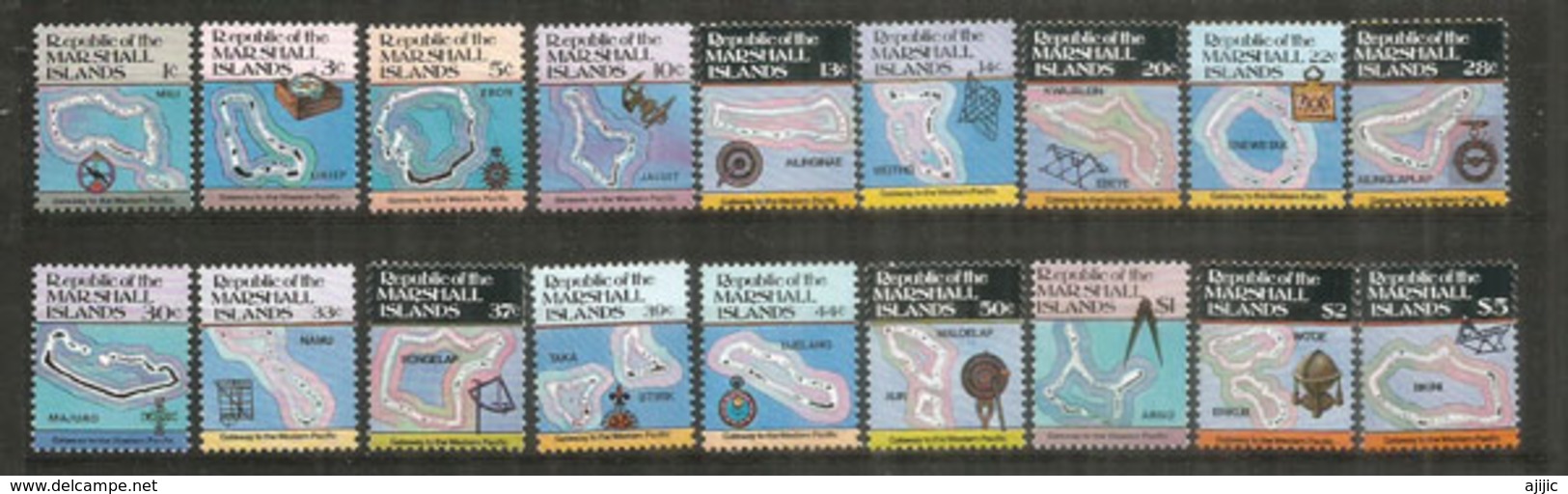 L'atoll Kwajalein, Le Plus Grand Du Monde, Et Les Autres Atolls Des îles Marshall.Série Complète,18 Timbres Neufs ** 45€ - Marshall