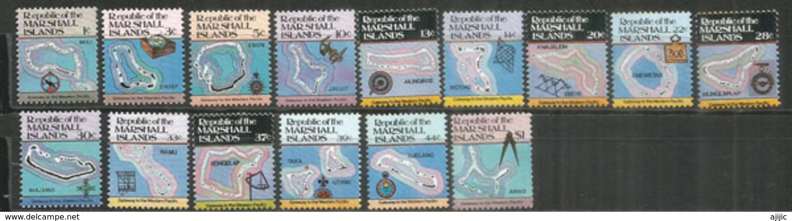 ILES MARSHALL. L'atoll Kwajalein, Le Plus Grand Du Monde, Et Les Autres Atolls Des îles Marshall.15 Timbres Neufs ** - Iles