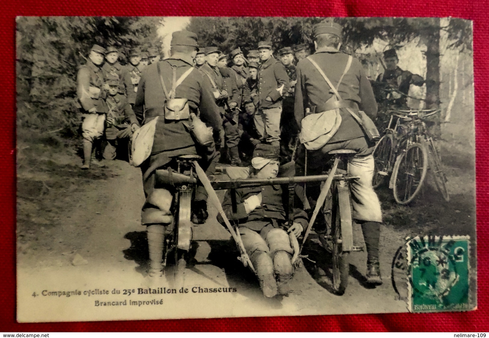 Cpa  MILITARIA GUERRE REGIMENT Du 25e BATAILLON DE CHASSEURS COMPAGNIE CYCLISTE BRANCARD - Régiments