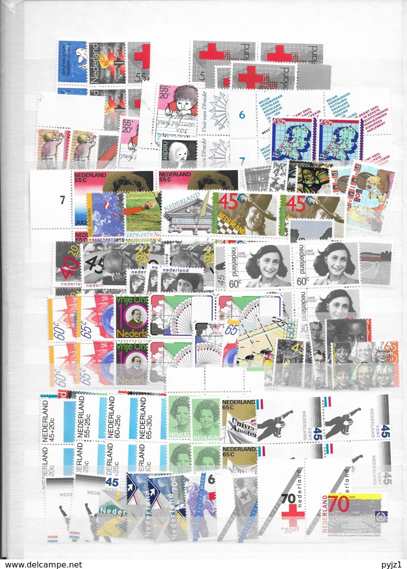 Netherlands MNH (4 Scans) - Collections (sans Albums)