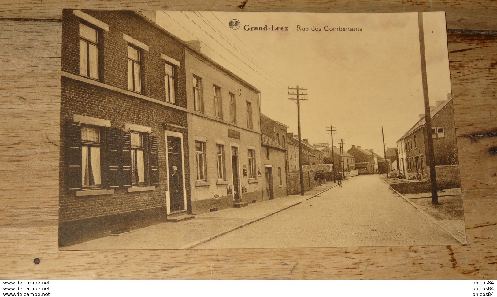 BELGIQUE : GRAND LEEZ : Rue Des Combattants ....................KJ..........DIV-1495 - Autres & Non Classés