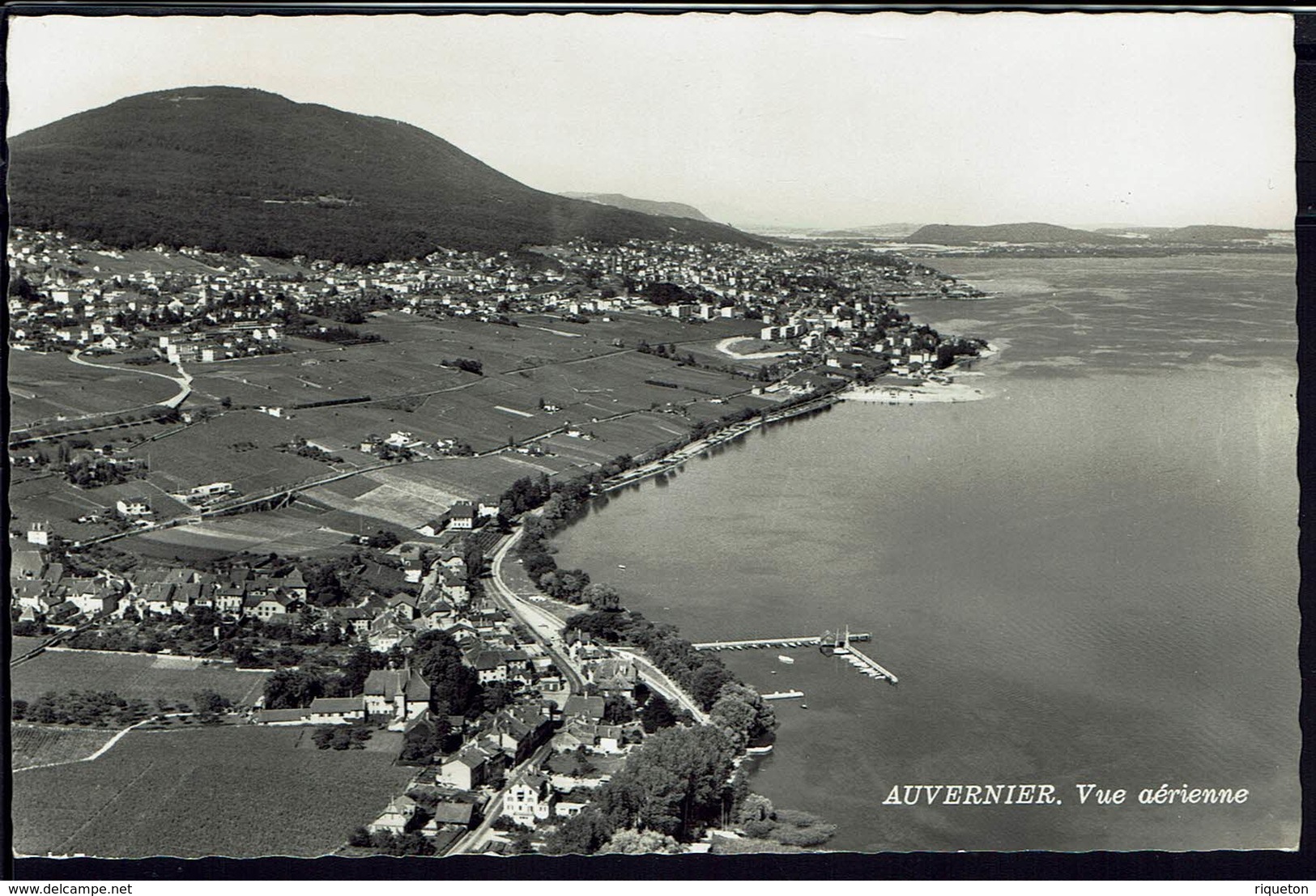 SUISSE - CPSM Auvernier - Vue Aérienne - Ed. A. Deriaz Baulmes - TB - - Auvernier