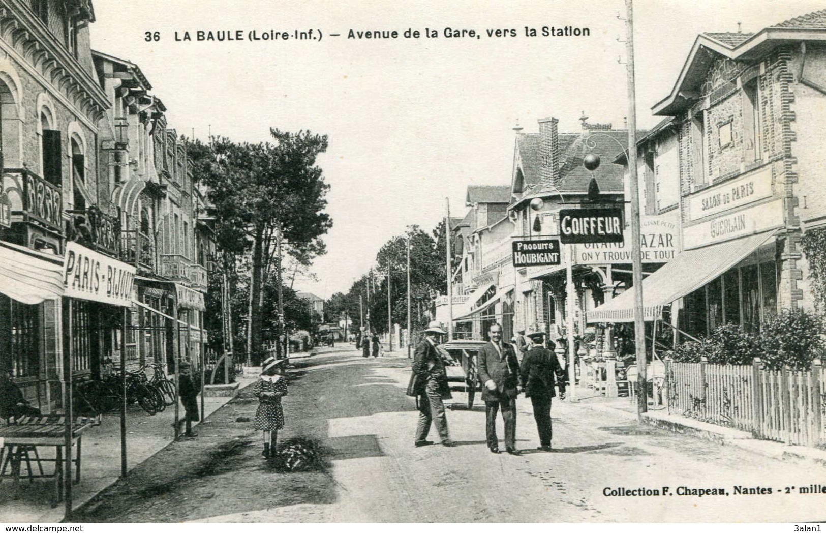 LA BAULE  =  Avenue De La Gare Vers La Station  79 - La Baule-Escoublac