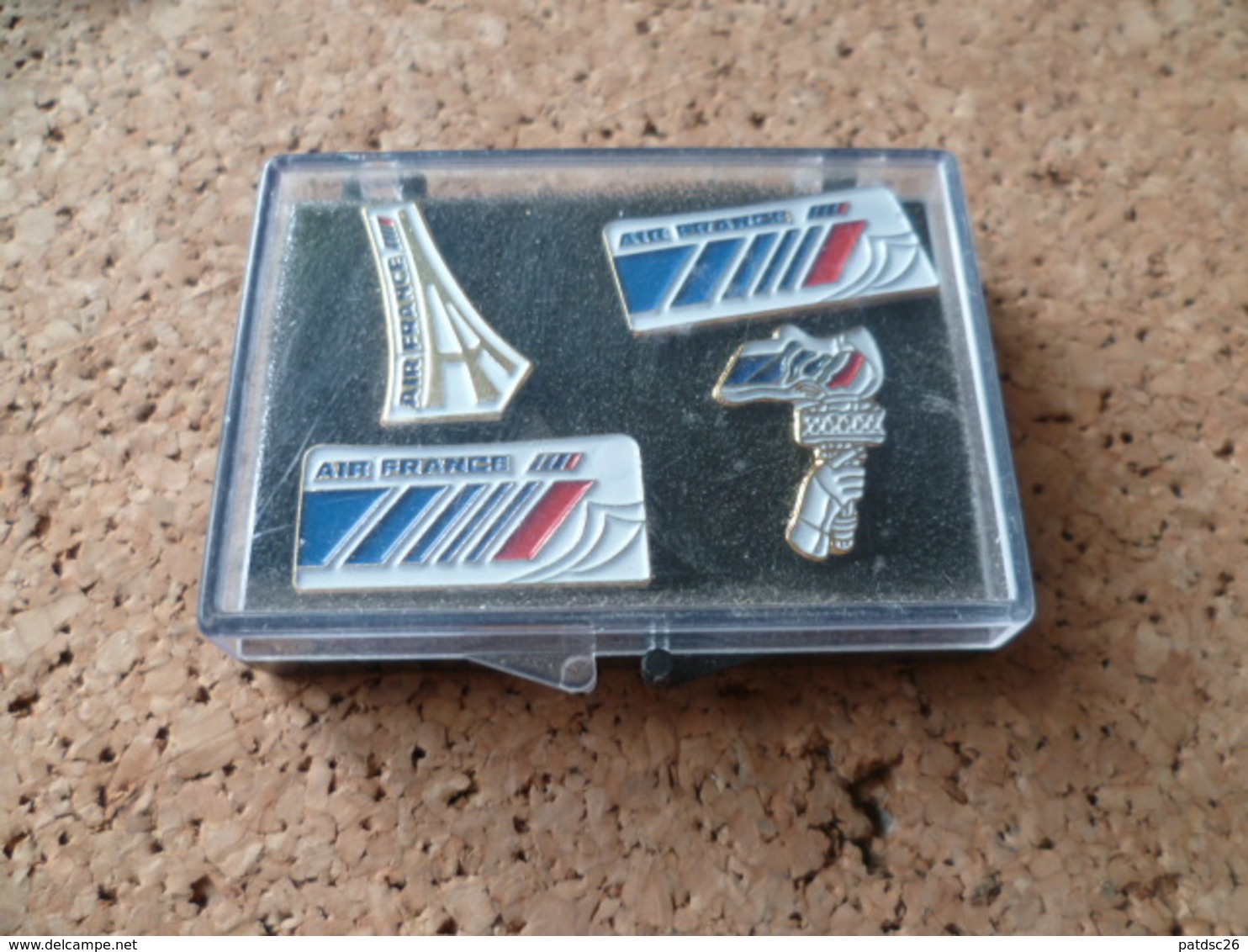 LOT DE 4 PIN'S  AVIATION AVION  AIR FRANCE - Avions