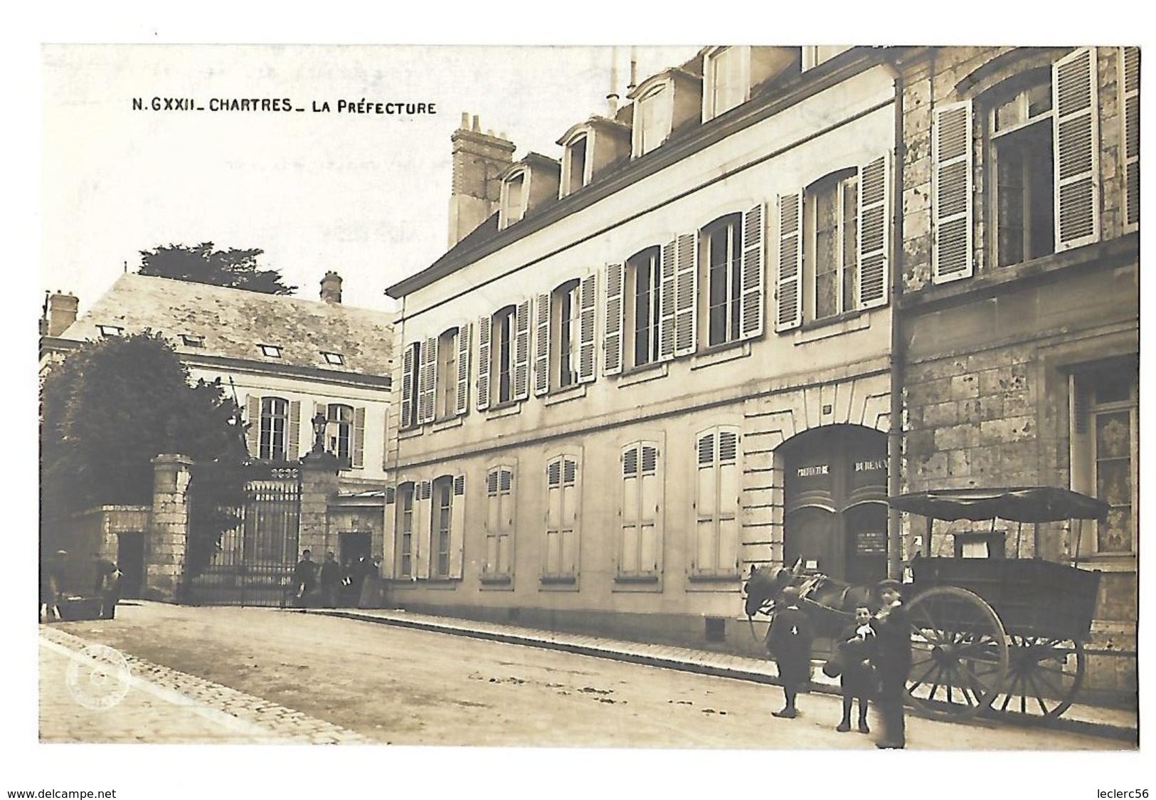 28 CHARTRES LA PREFECTURE 1915 CPA 2 SCANS - Chartres