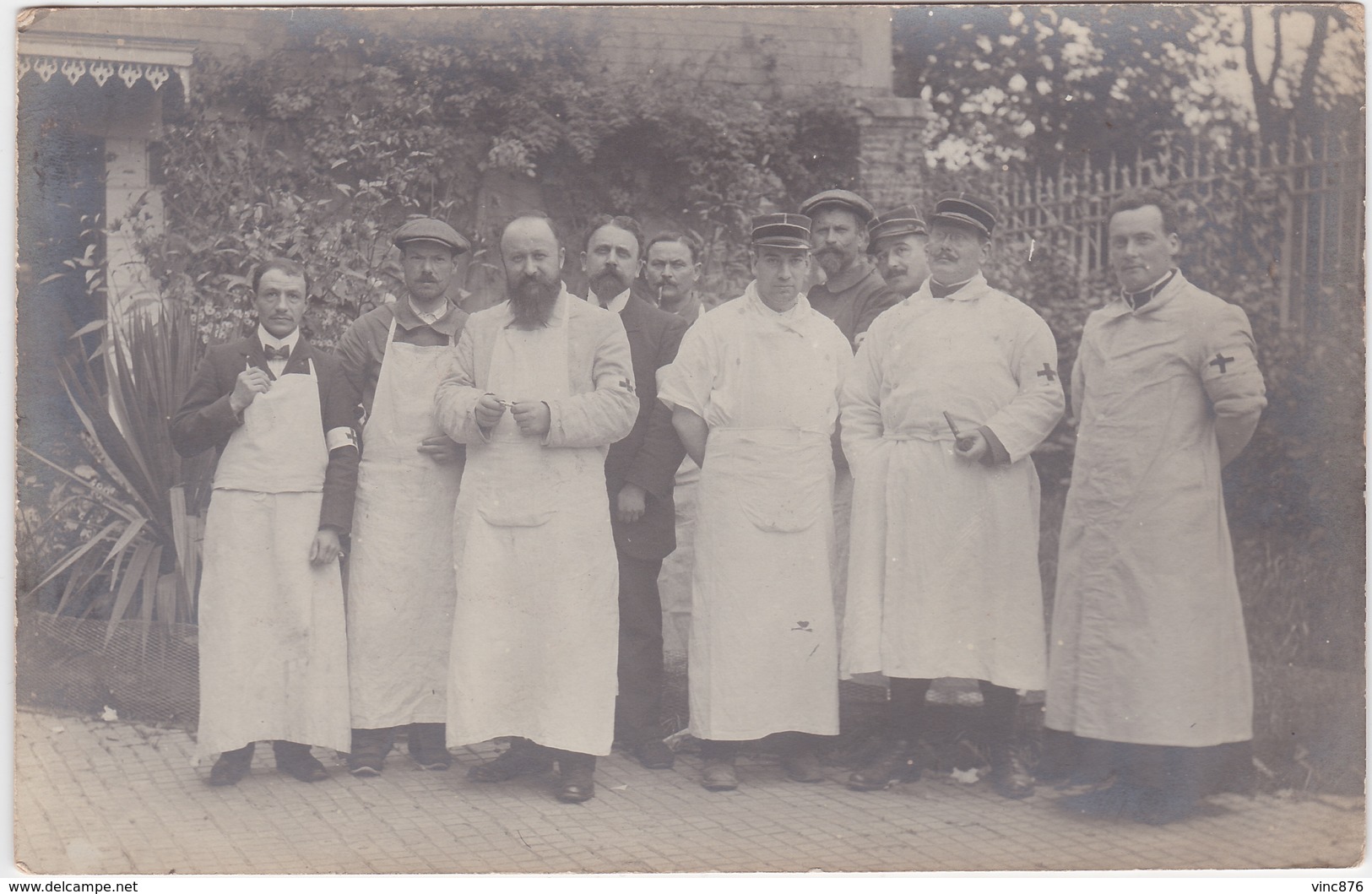 Carte Photo Forges Les Eaux Médecins Militaires Hopital Temporaire N°22 1914 - Forges Les Eaux