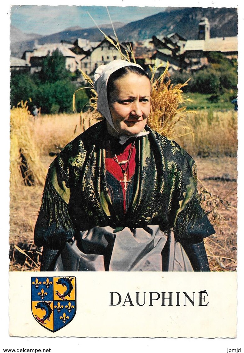 05 - Haut Dauphiné: Le Briançonnais - Paysanne En Tenue De Sortie Coiffée De La Cornette - Ed. CAP N° F 61 - 1963 - Briancon