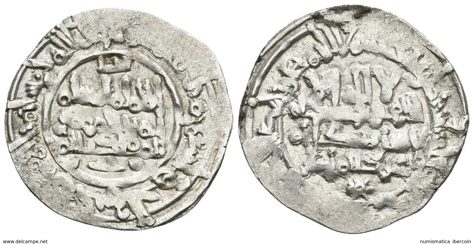 CALIFATO DE CORDOBA. Hisham II. Dirham. 394H. Madinat Fas (Fez). Citando A Al-Hayib Y `Abd Al-Malik. V. 634/635. Ar. 2,8 - Islámicas