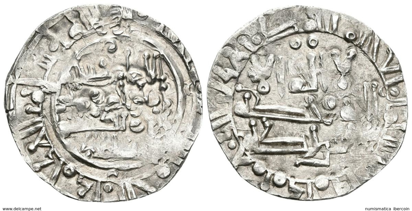 CALIFATO DE CORDOBA. Hisham II. Dirham. 394H. Madinat Fas (Fez). Citando A `Abd Al-Malik. V. 646. Ar. 2,69g. MBC. Escasa - Islámicas