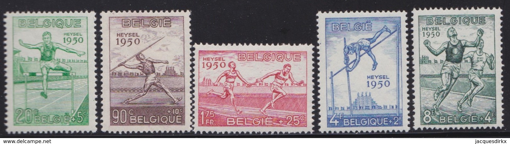 Belgie    .    OBP   .     827/831      .     **     .    Postfris ZONDER  Charnier    .  / .  Neuf SANS  Charniere - Neufs