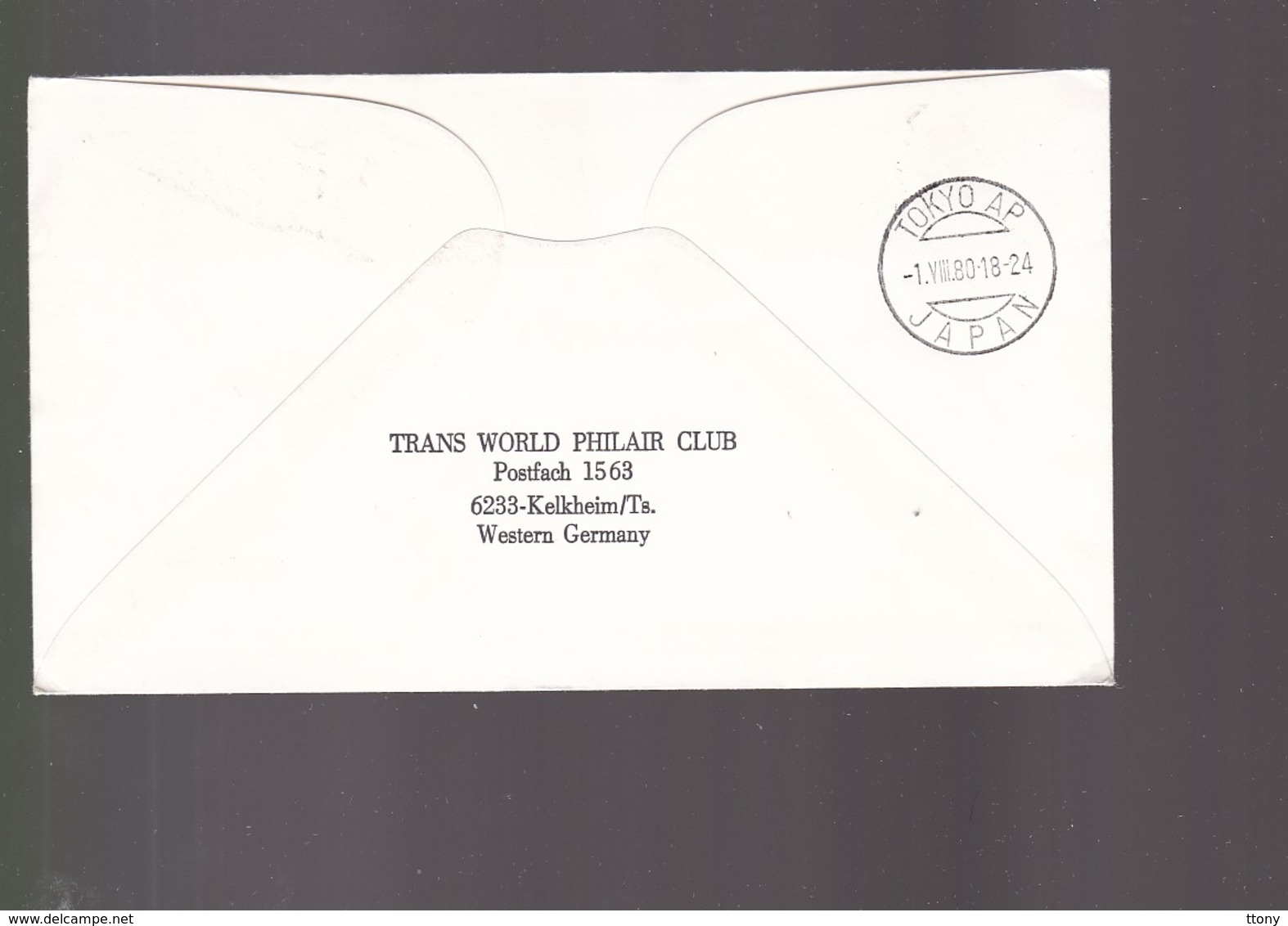 Une Enveloppe  Deux Timbres Fiji   Par Avion   Inaugural DC 8  Flight Nadi Tokio   1 Aug  1980 - Fidji (1970-...)